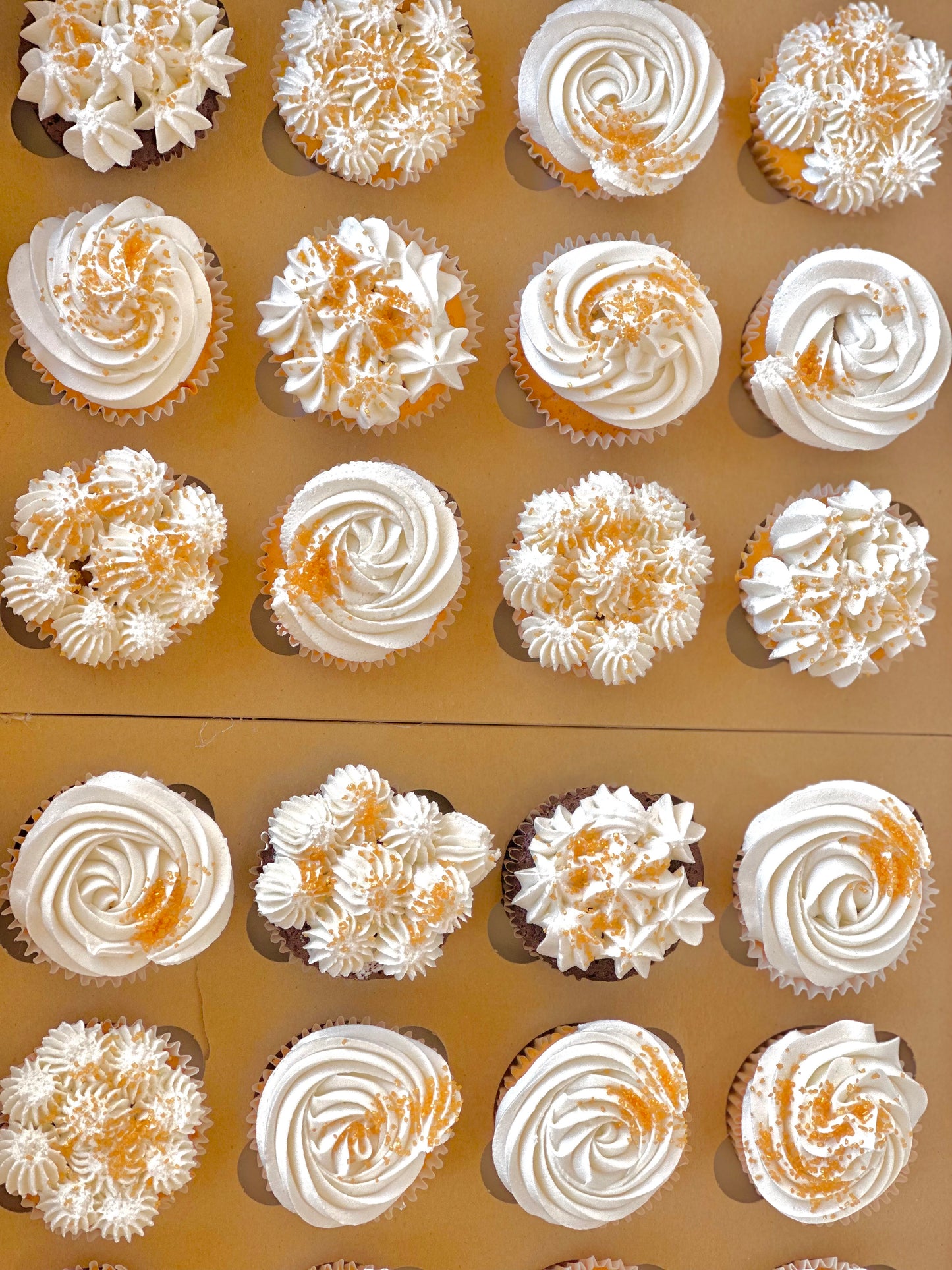 Engagement Cupcakes ‘Gold