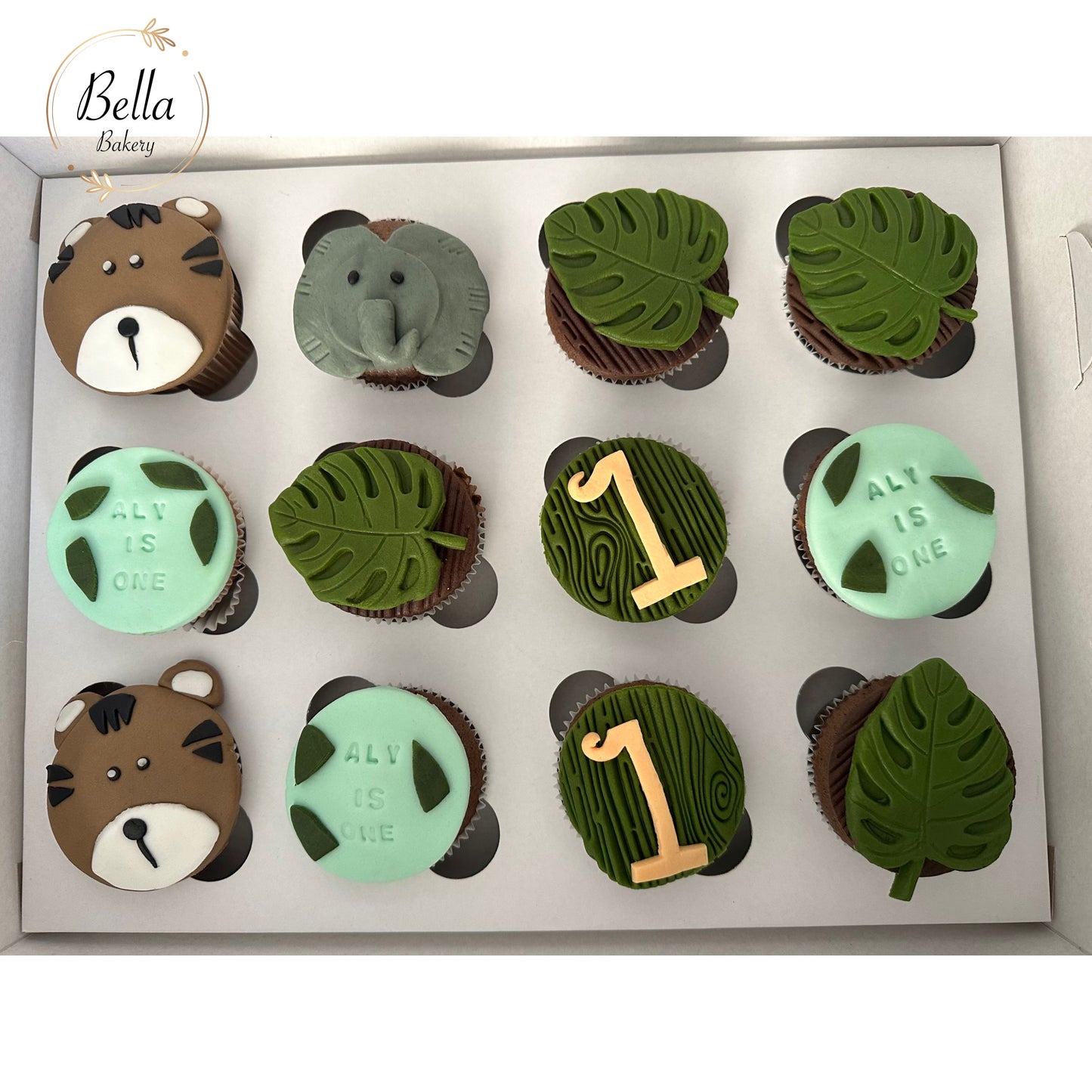 Customized Jungle Cupcakes