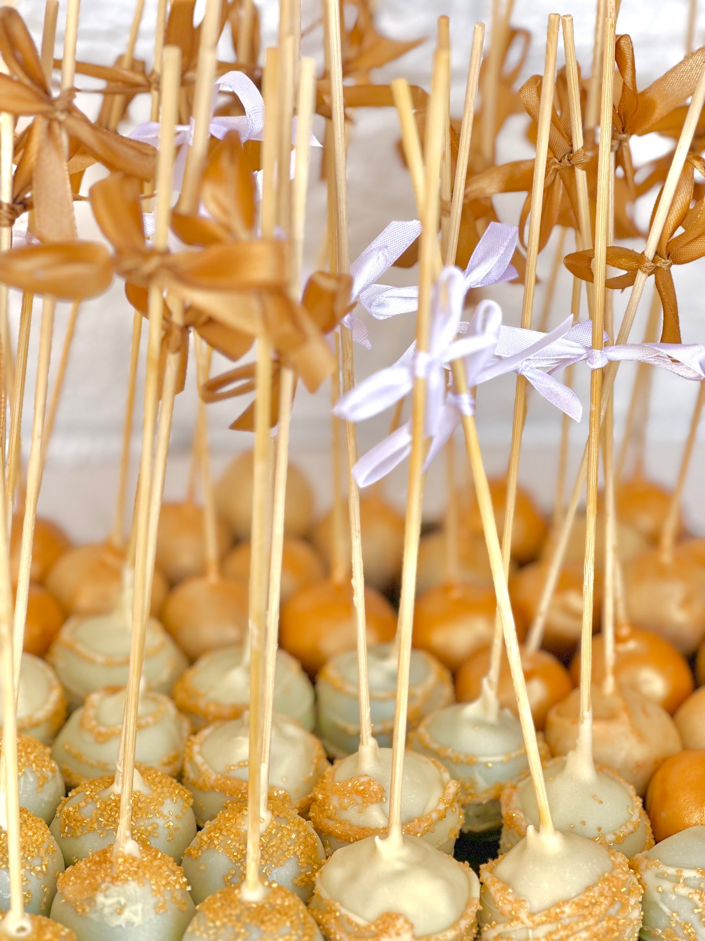 Engagement Cake Pops ‘Gold